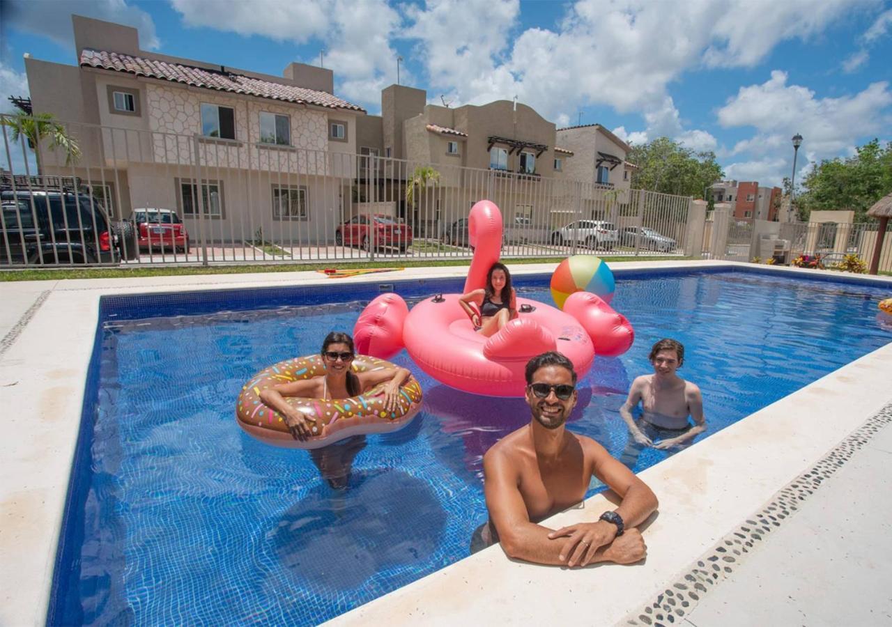 Love Vacations Cancún Exterior foto
